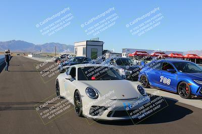 media/Nov-19-2022-Speed Ventures (Sat) [[eb5c8f9508]]/Around the Pits/Pre Grid Black/